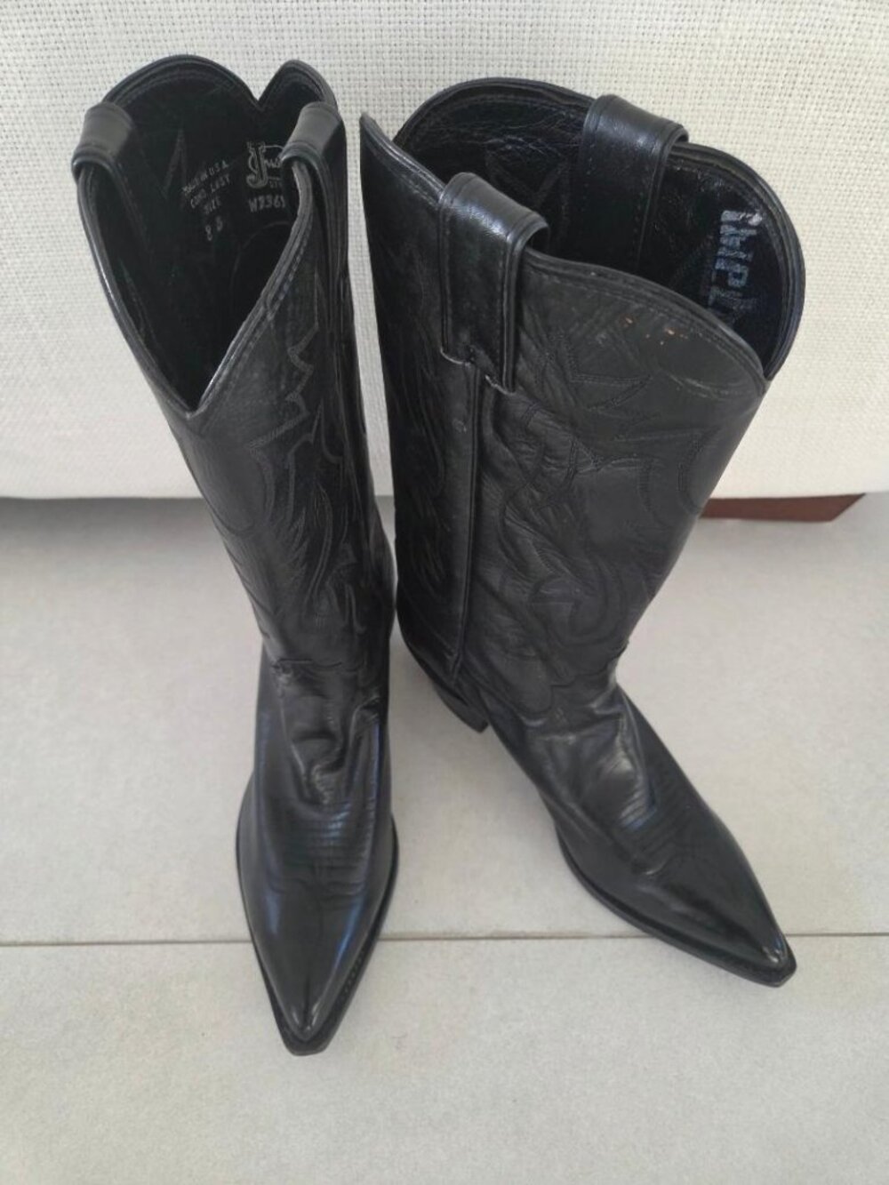 Justin Women's Black Leather Pointed Toe Western Cowboy Boots 8B